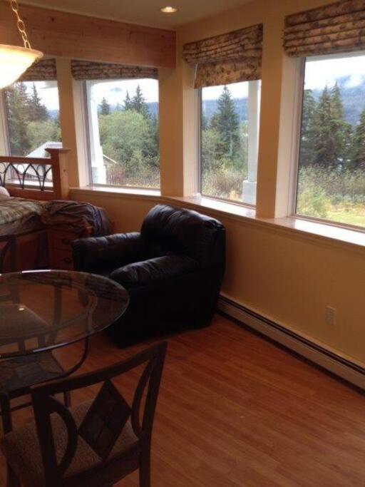 Kelli Creek Cottage - REDUCED PRICE ON TOURS Juneau Camera foto