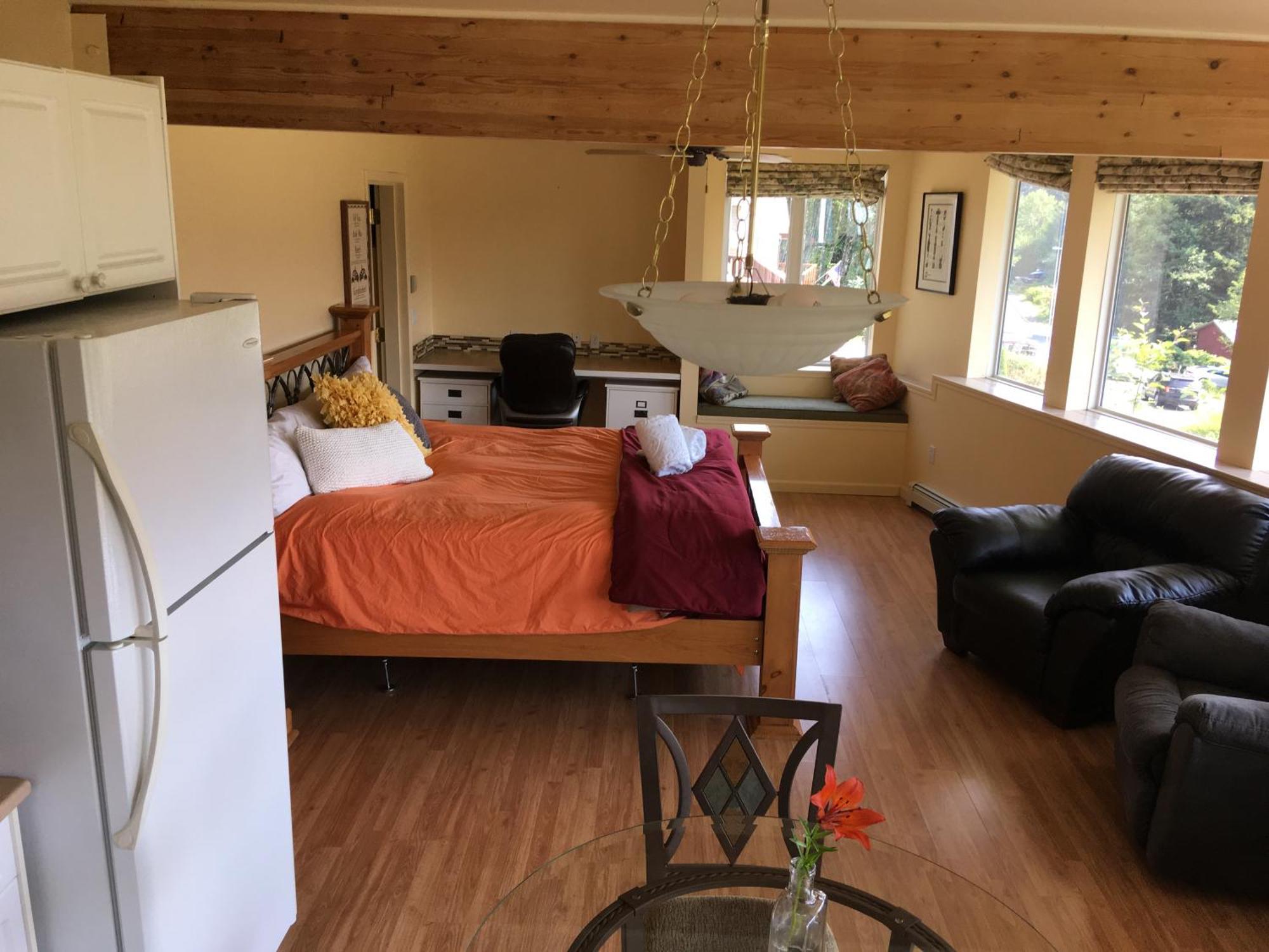 Kelli Creek Cottage - REDUCED PRICE ON TOURS Juneau Esterno foto