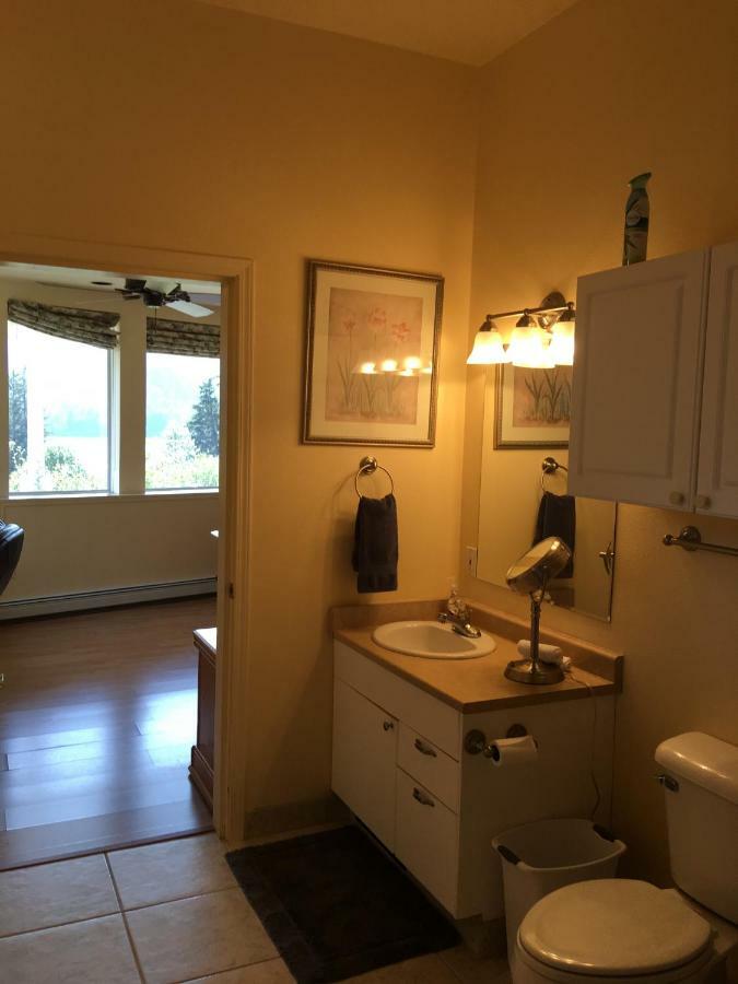 Kelli Creek Cottage - REDUCED PRICE ON TOURS Juneau Esterno foto